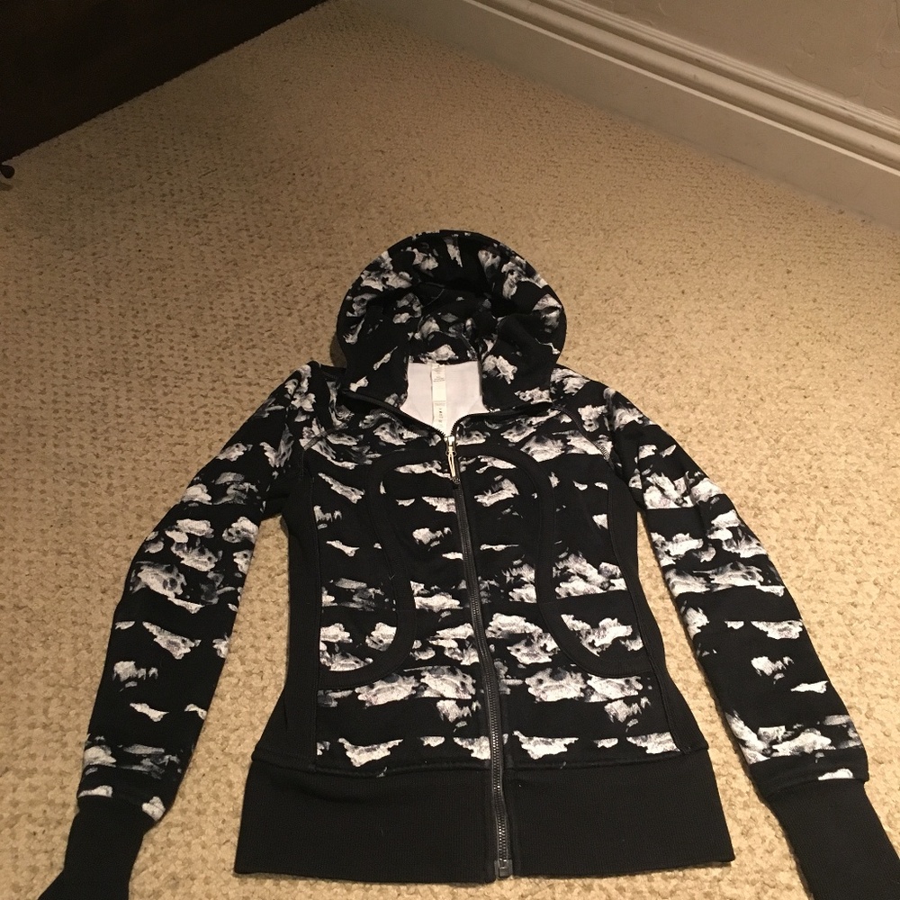 Lululemon Hooded Sweatshirt